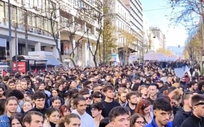 Griegos contra Universidades privadas