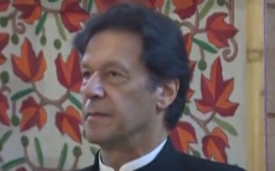 Condenan a ex primer ministro pakistaní por divulgar secretos de Estado
