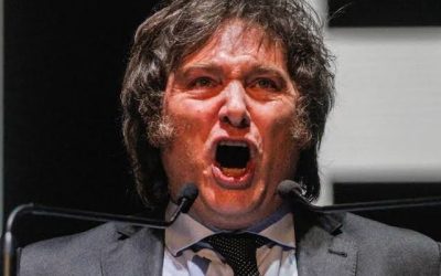 El presidente argentino, Javier Milei, celebró la firma de un acuerdo para la compra de 24 aviones de combate F-16 del Ejército danés este martes. Fue informado por el ministro de Defensa, Luis Petri, desde la base aérea de Skrydstrup, en el sur de Dinamarca, en una videoconferencia.