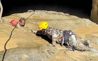 segunda riada Nepal