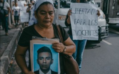 Niños inocentes en El Salvador
