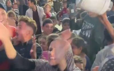Palestinos celebran