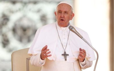 El papa Francisco lamenta los destrozos por la guerra