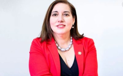 Senadora Paulina Vodanovic foto vía Facebook de su perfil