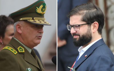 Imagen del general director de Carabineros, Marcelo Araya y el Presidente de Chile Gabriel Boric