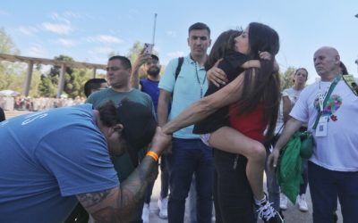 Carabineros ha determinado que la realización de un evento masivo de la sanadora de Rosario, Leda Bergonzi, en la comuna de San José de la Mariquina, región de Los Ríos, no es factible. Tras esta decisión, se está buscando una nueva ubicación para llevar a cabo la actividad.