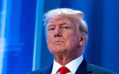 DONALD TRUMP