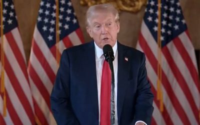 Trump propone tres debates