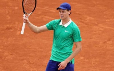 Un brillante y aplastante Sinner en Roland Garros
