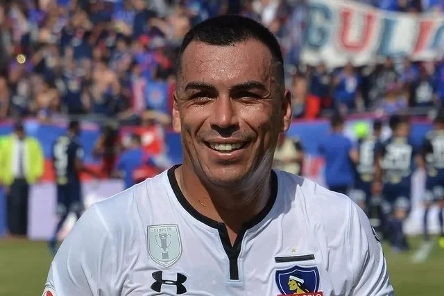 Esteban Paredes