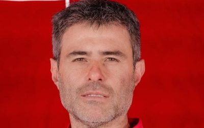 Rodrigo Rey y Julio Vaccari durante declaraciones sobre los incidentes en Avellaneda, destacando la seguridad y la calma en el fútbol.
