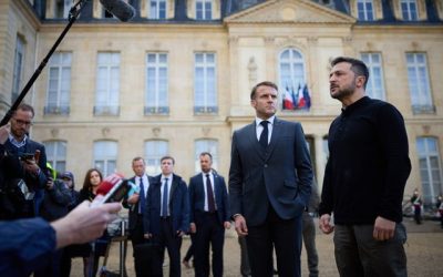 Zelensky visita Londres y París en busca de apoyo militar