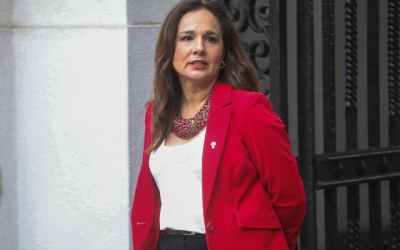 De la Fuente embajador