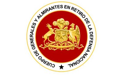 generales y almirantes en retiro