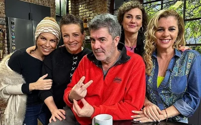 El programa "Claudia Conversa", conducido por Claudia Conserva junto a su hermana Francesca, Patricio Sotomayor, Titi García Huidobro y Álvaro Morales, se mantuvo en pantalla durante ocho meses.
